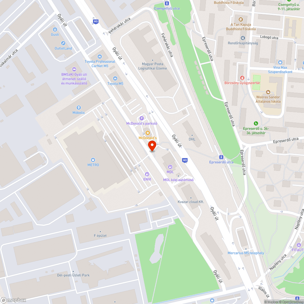 Vissza nem festett útburkolati jelek, repedt járda bejelentés helye