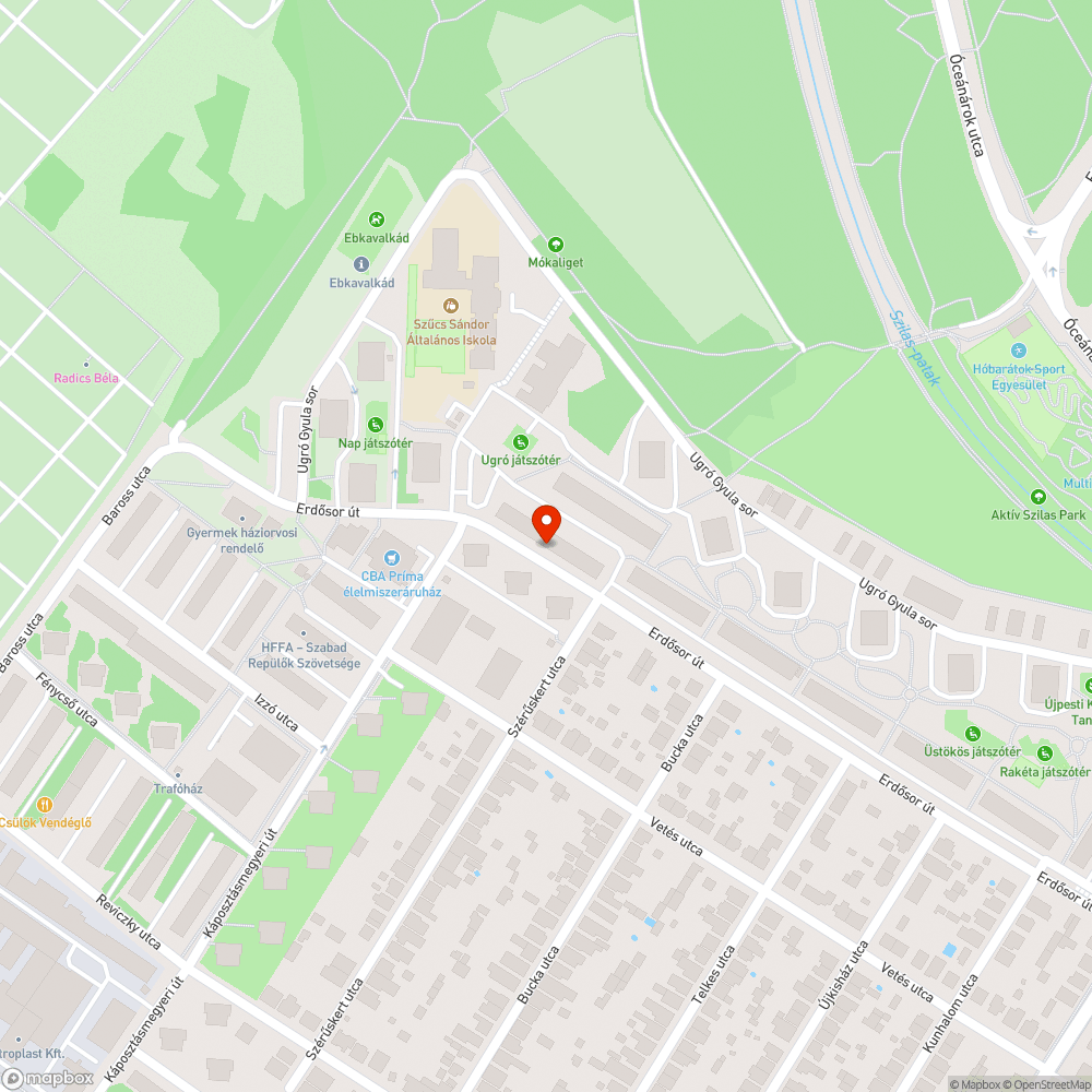 Csatornafedél körül kiverődött az aszfalt bejelentés helye