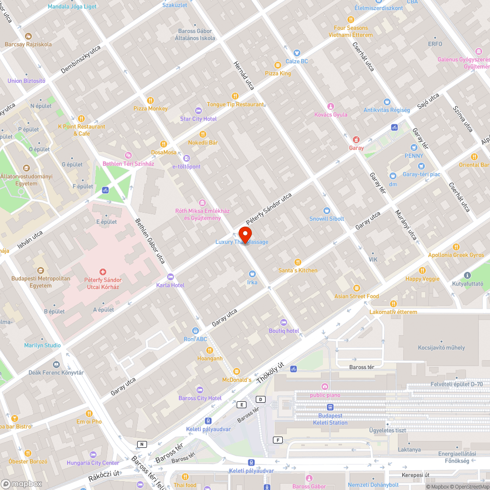 A Nefelejcs utca teljes szakaszán sérült a szegélykő. bejelentés helye