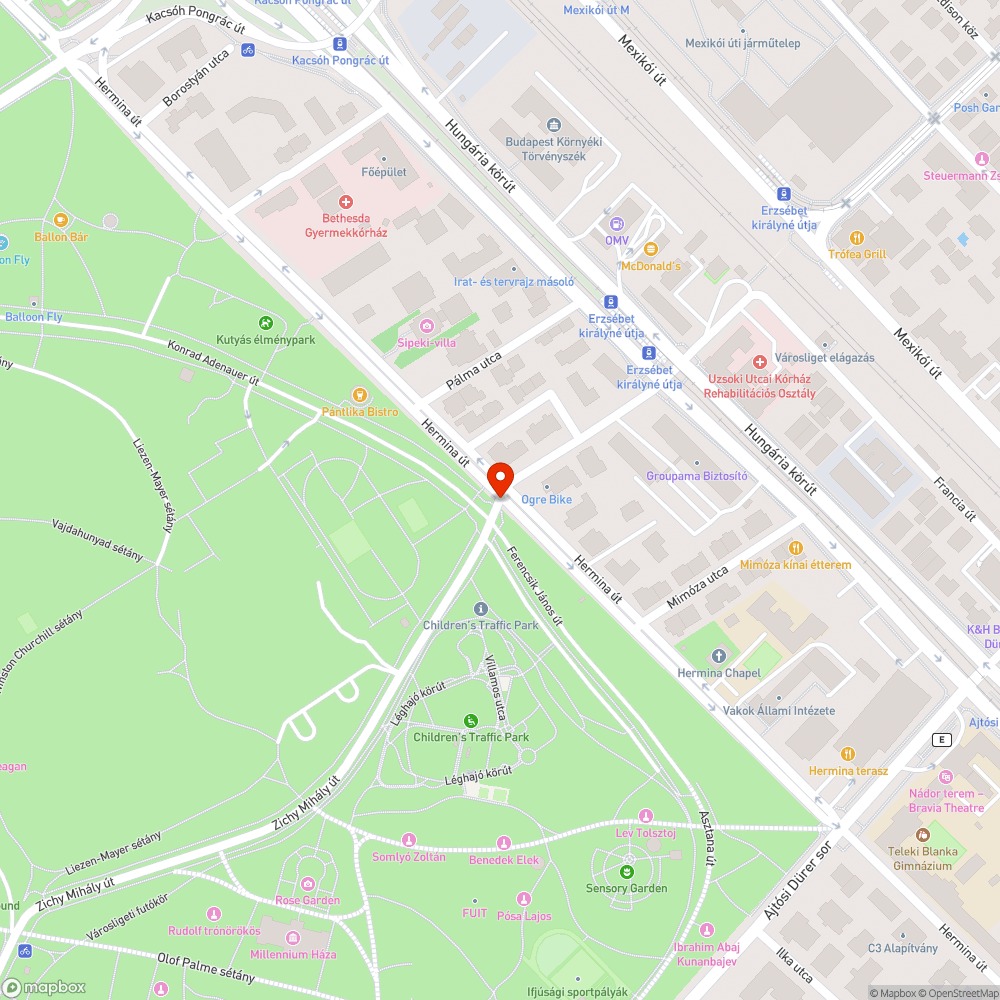 Egy oszlop van a járda közepén bejelentés helye