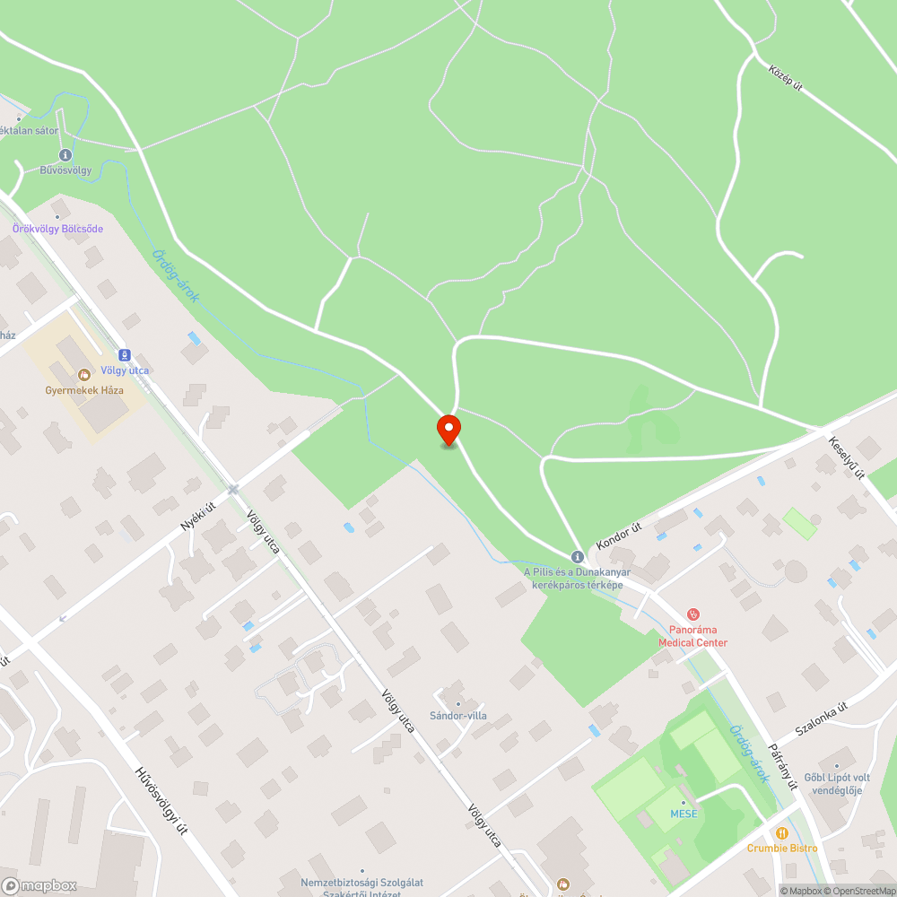 Kidőlt fa az erdei kerékpárúton bejelentés helye