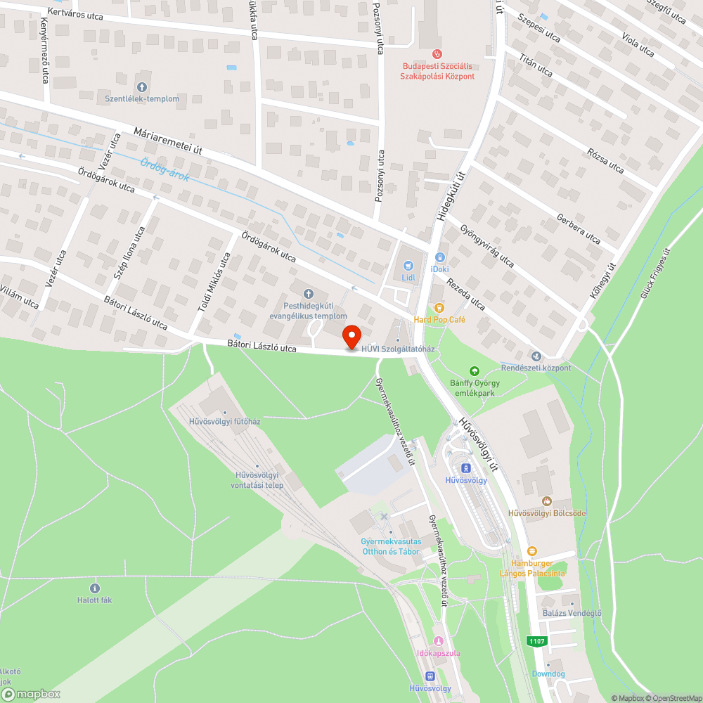 Hatalmas árkok a Bátori utcai parkolóban bejelentés helye