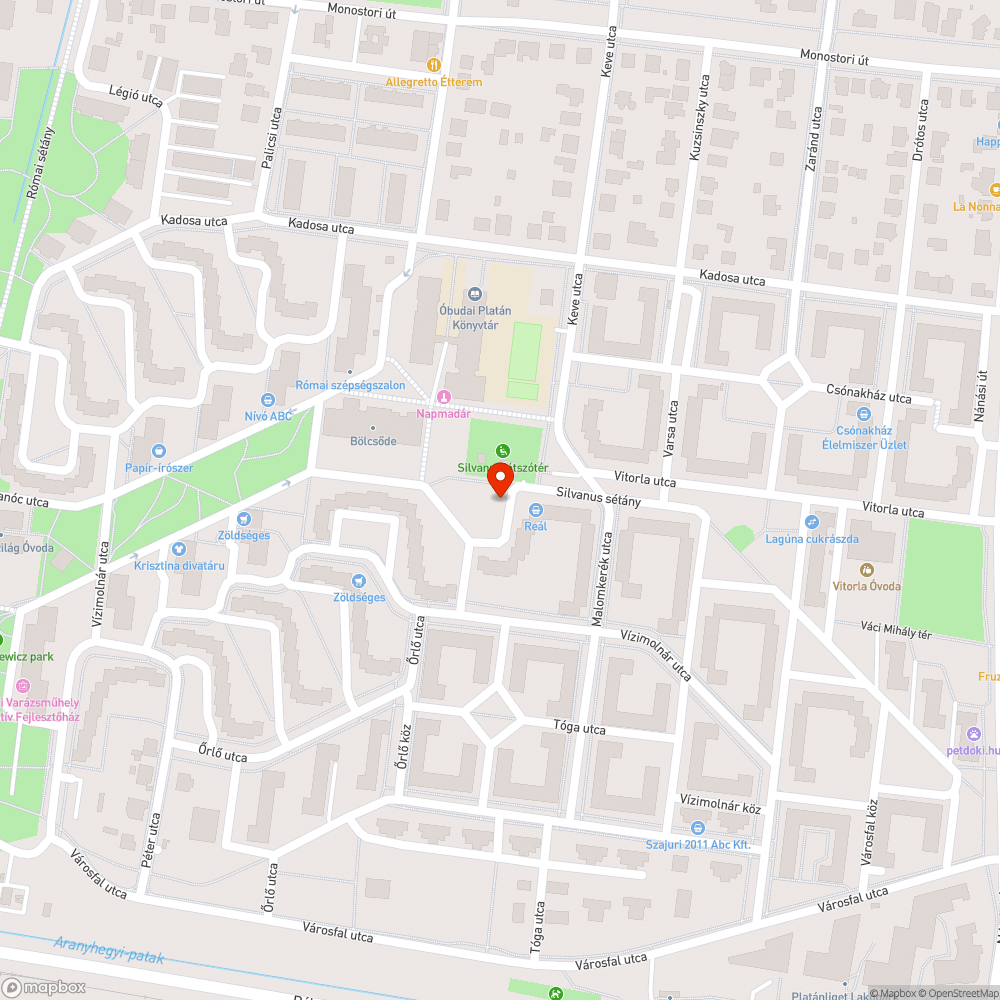 Elhagyott autó foglalja a parkolóhelyet bejelentés helye