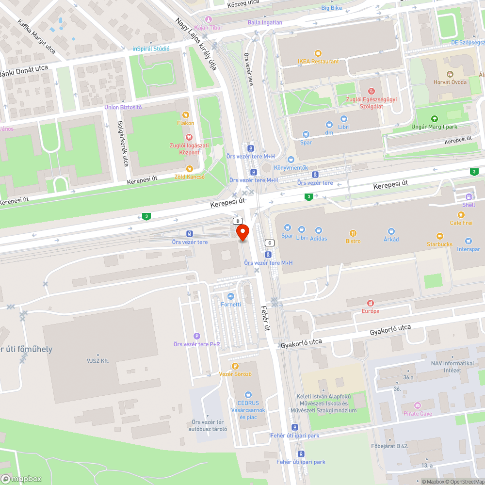 Törött márványlap és madárürülék a metrókijárónál. bejelentés helye