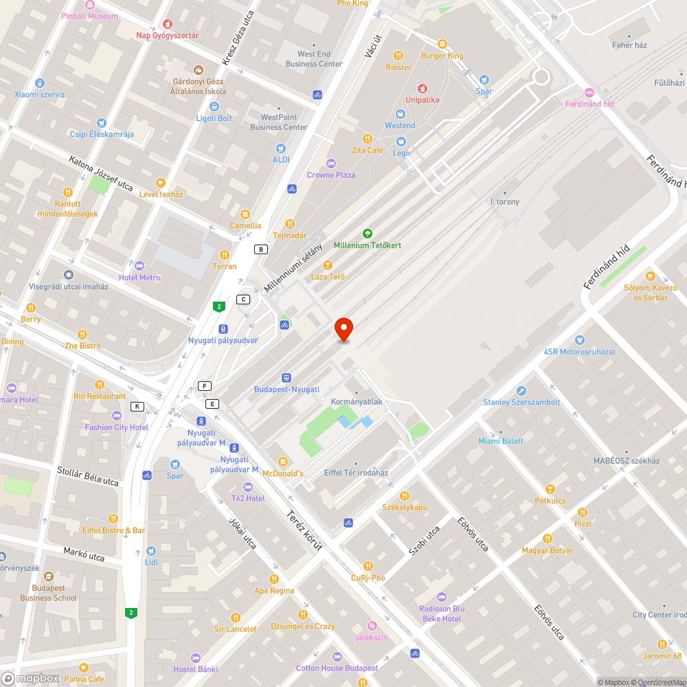 Katasztrofális állapotú álmennyezet, a Nyugati pályaudvari vasúti aluljáróban. bejelentés helye