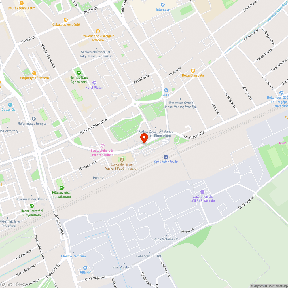 Évek óta elhanyagolt járda bejelentés helye