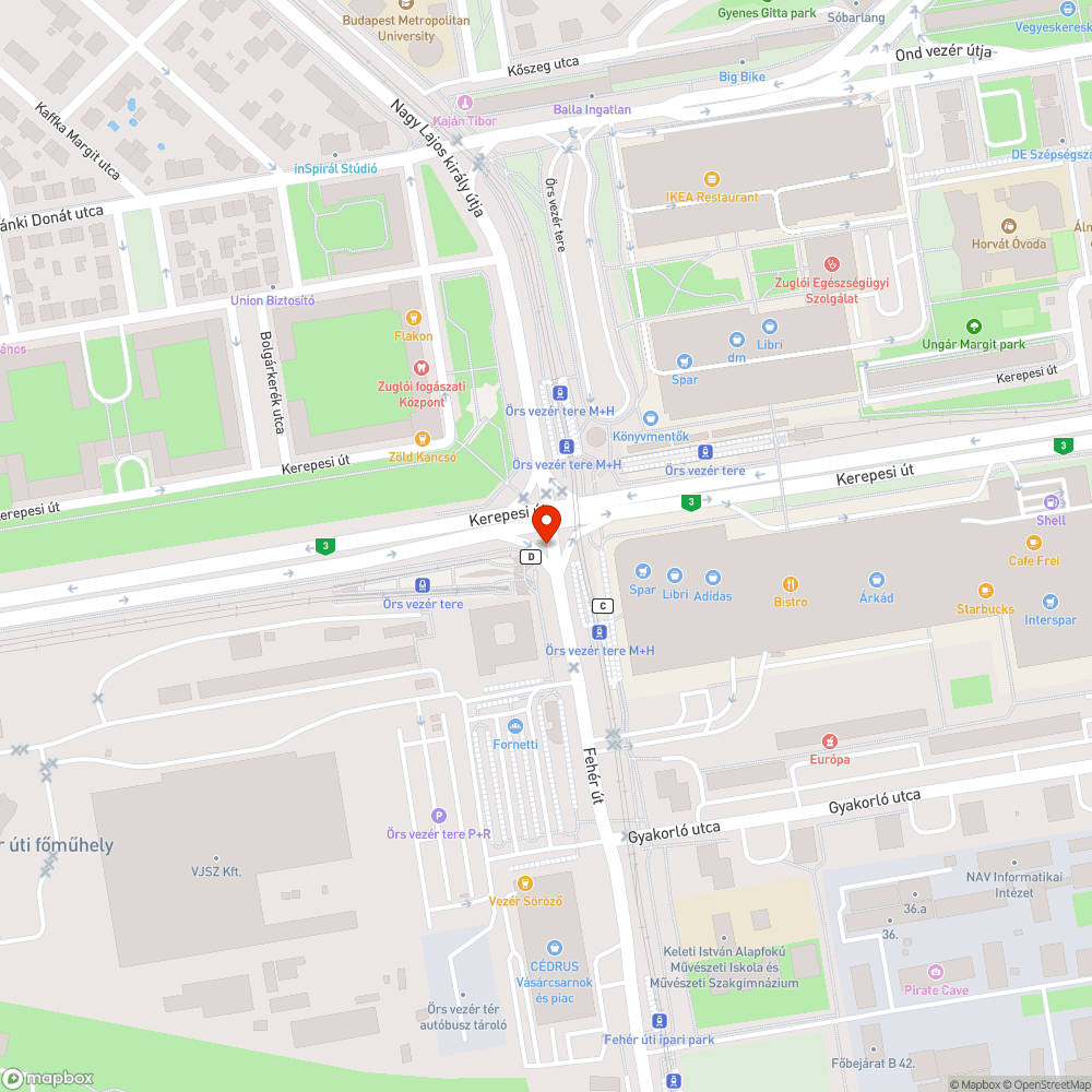 Félredobott márványtömb az Örs vezér terei metrókijárónál. bejelentés helye