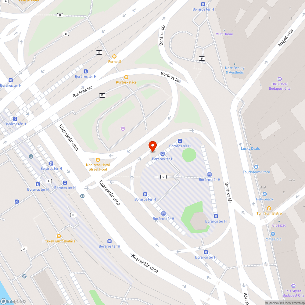 Boráros tér aluljáró, graffiti, matricák a falon, oszlopon bejelentés helye