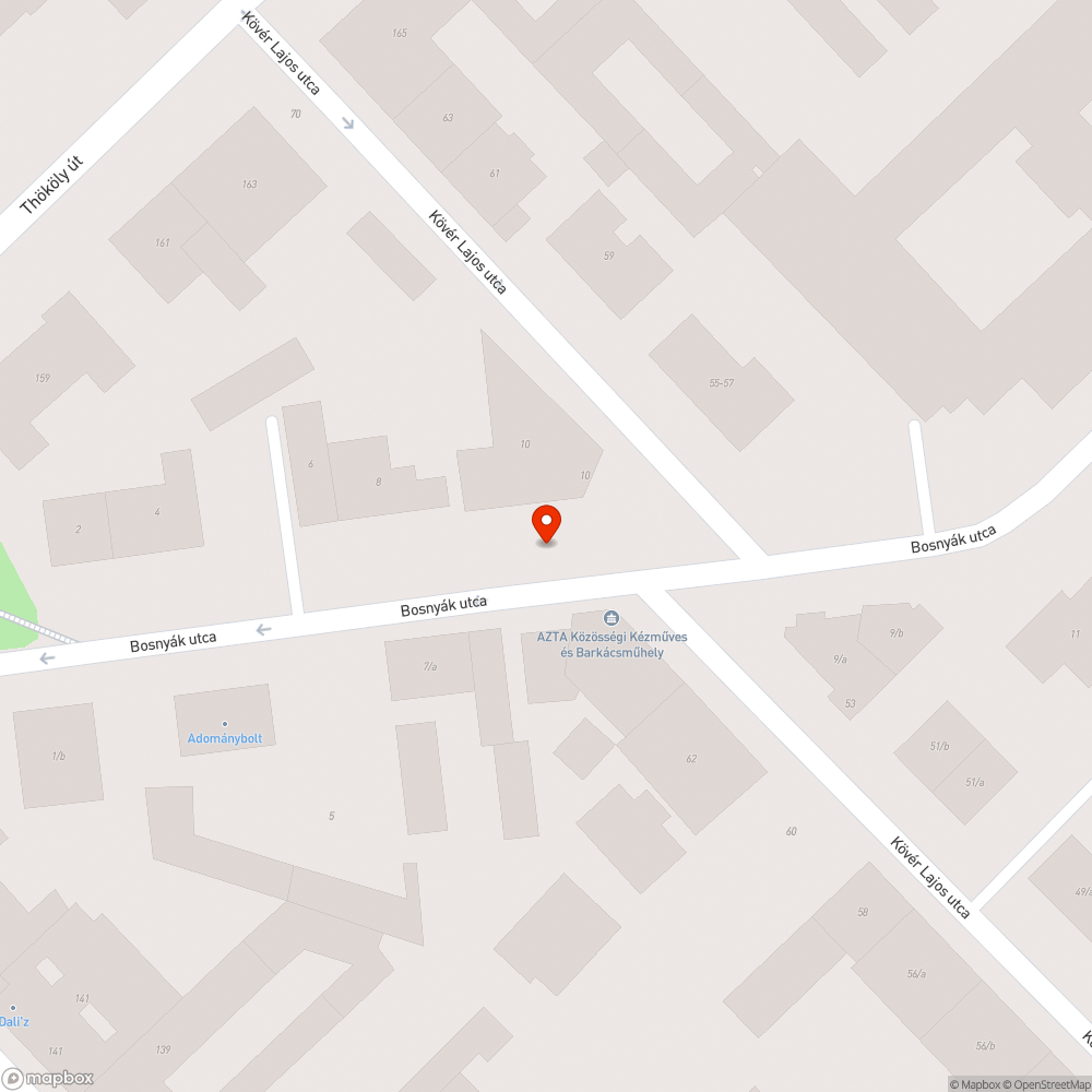 Szétkorhadt keretű, botlásveszélyes akna fedlap bejelentés helye