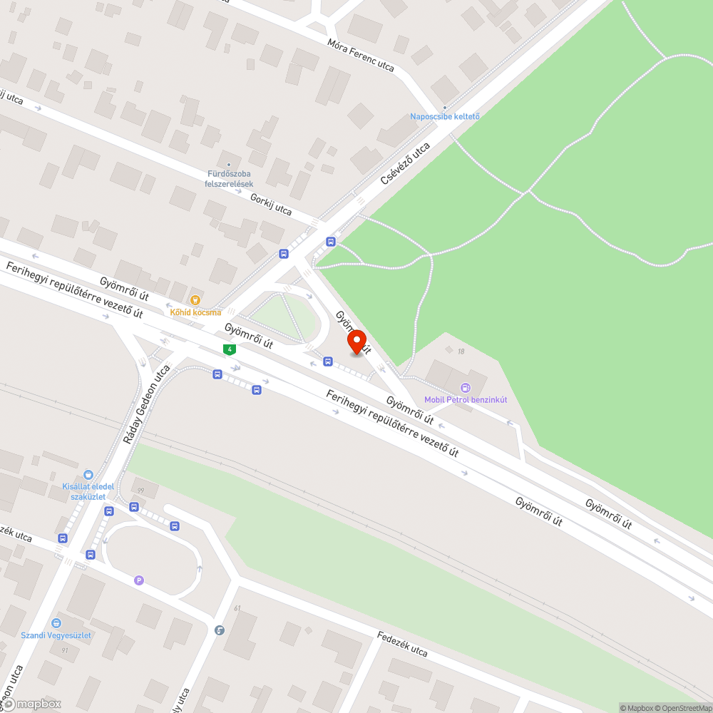 Mély lyuk a gyep közepén bejelentés helye