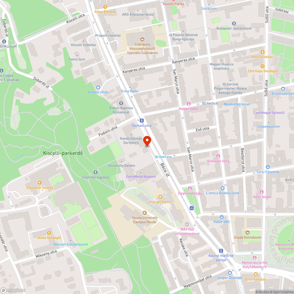 Ház kerítése rendkívül belóg a járdába bejelentés helye