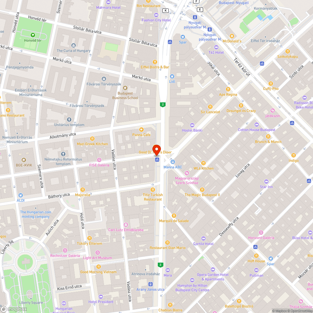 Kerékpárút és járda szakaszon megáll a víz bejelentés helye