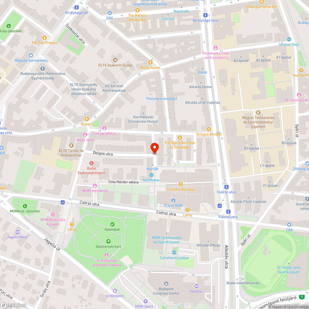 Kiütött parkoló pózna és törött díszburkolat bejelentés helye