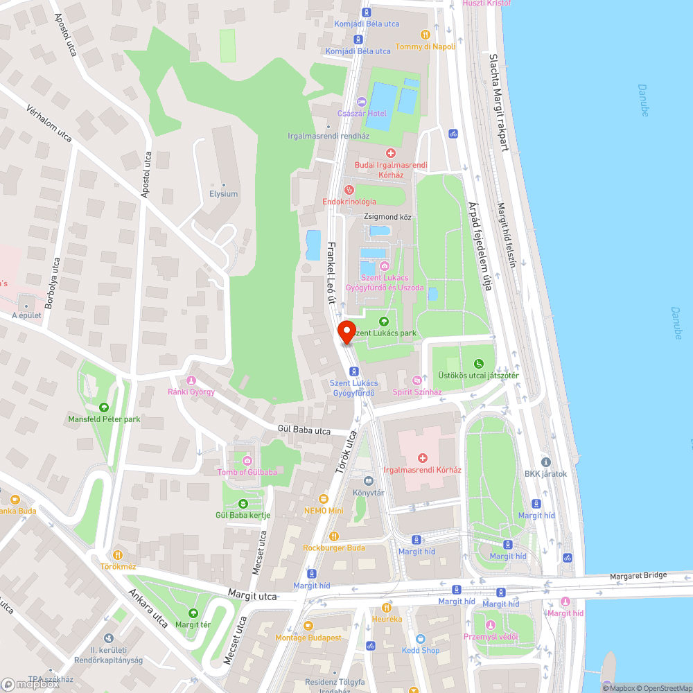 Veszélyes jelöletlen lépcső a villamosmegállóban bejelentés helye