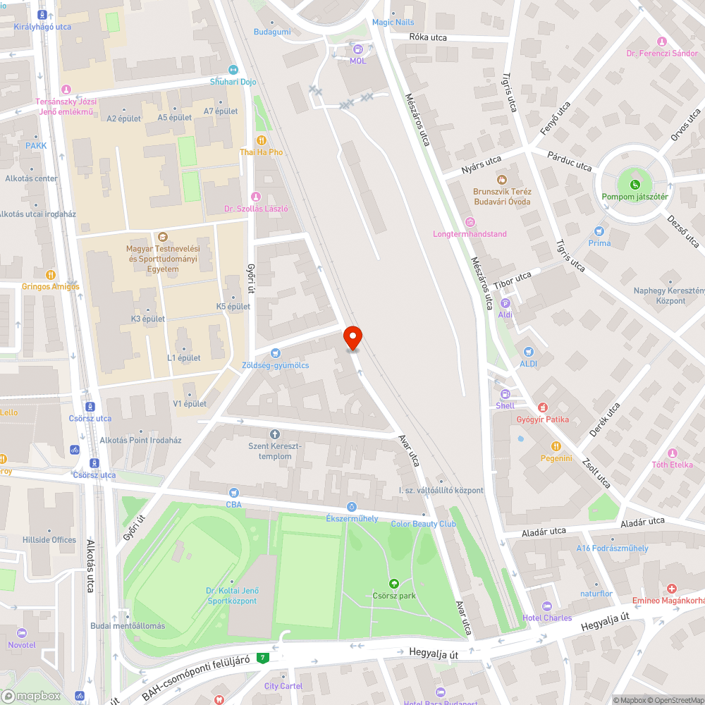 Két rozsdásodó, elhagyott Opel bejelentés helye