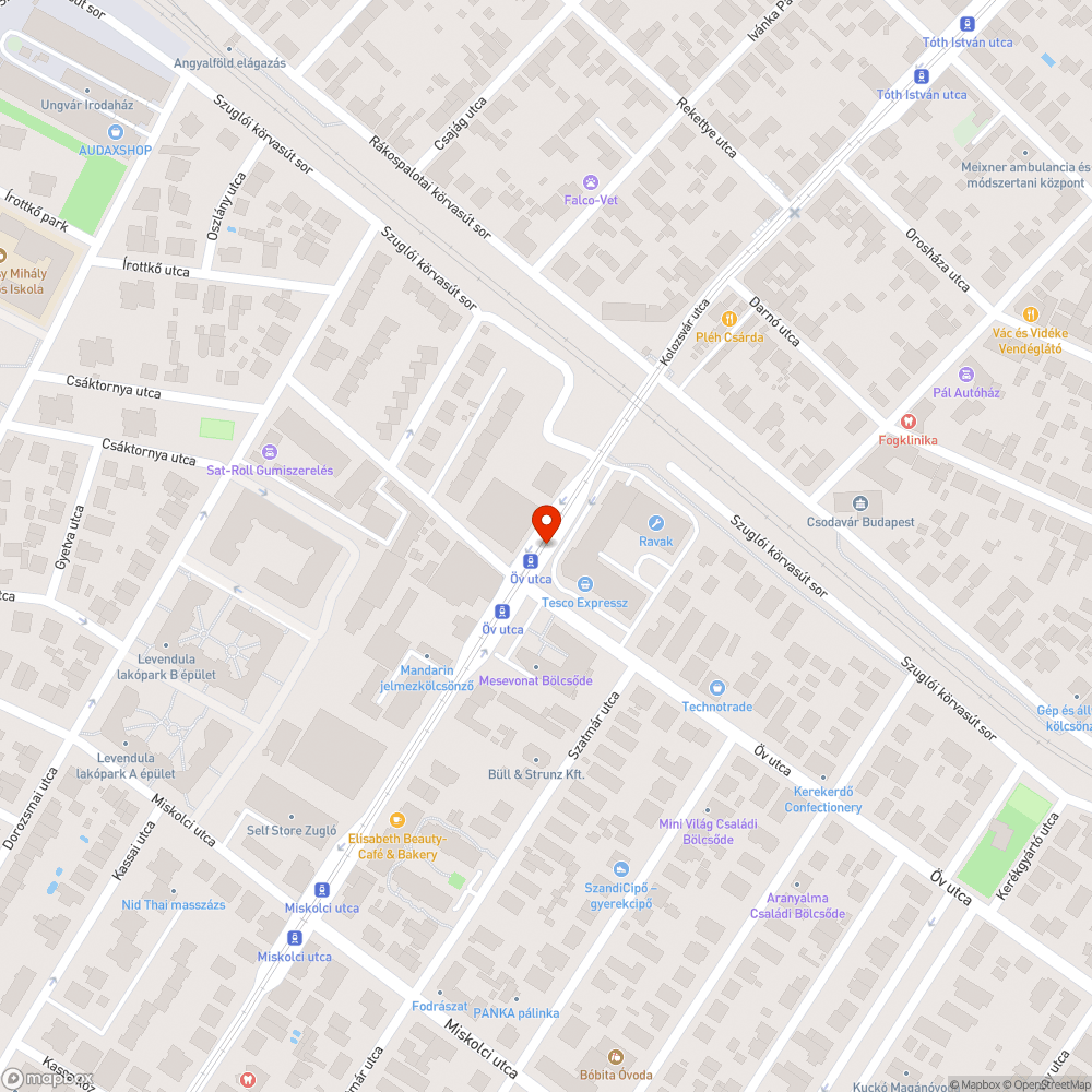 Nem látható a jobb oldali lámpa a fától bejelentés helye