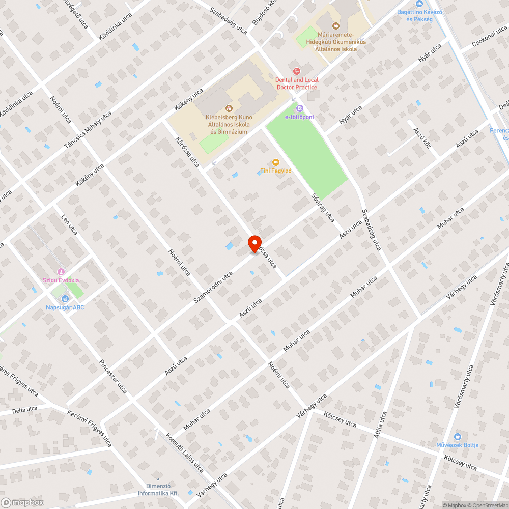 Fenyőfa log a villanydróton bejelentés helye