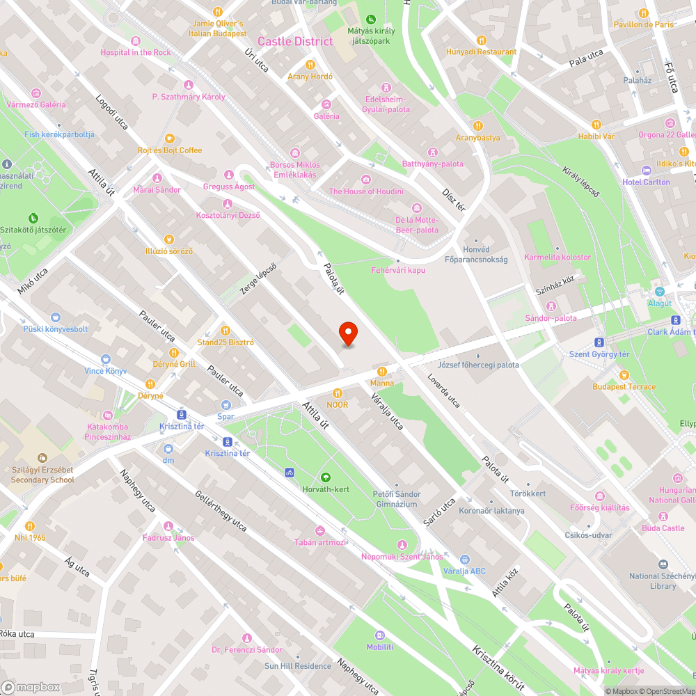 Elhanyagolt kis területen, zöldhulladékok elszállítása bejelentés helye