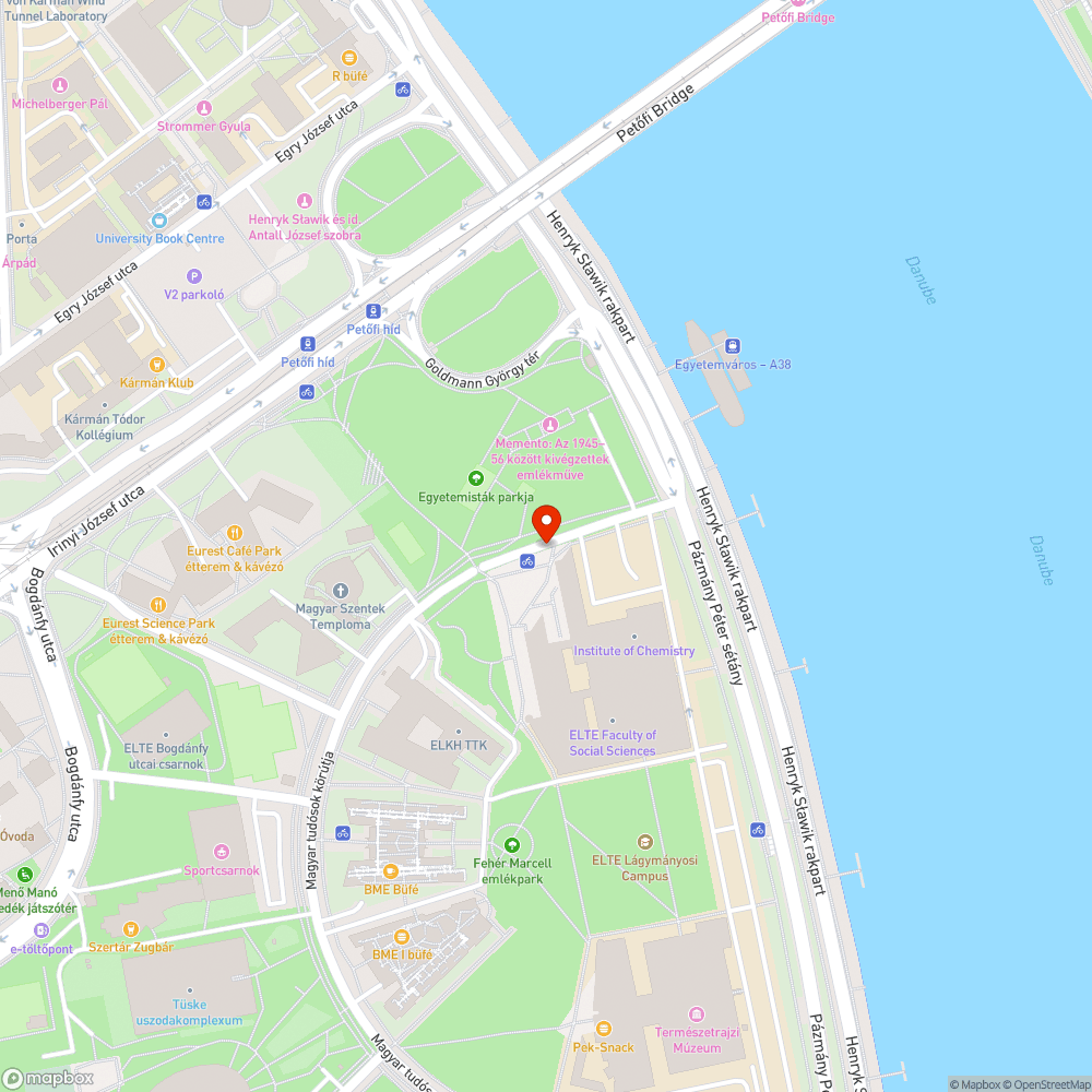 Fák gyökérzete bontja a betont bejelentés helye