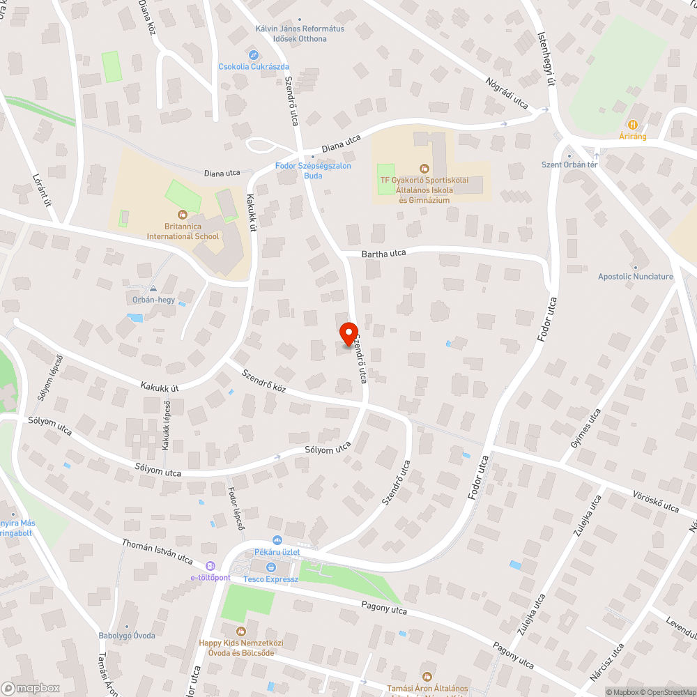 Elszállított személygépjármű értesítőjének helytelen felragasztása bejelentés helye