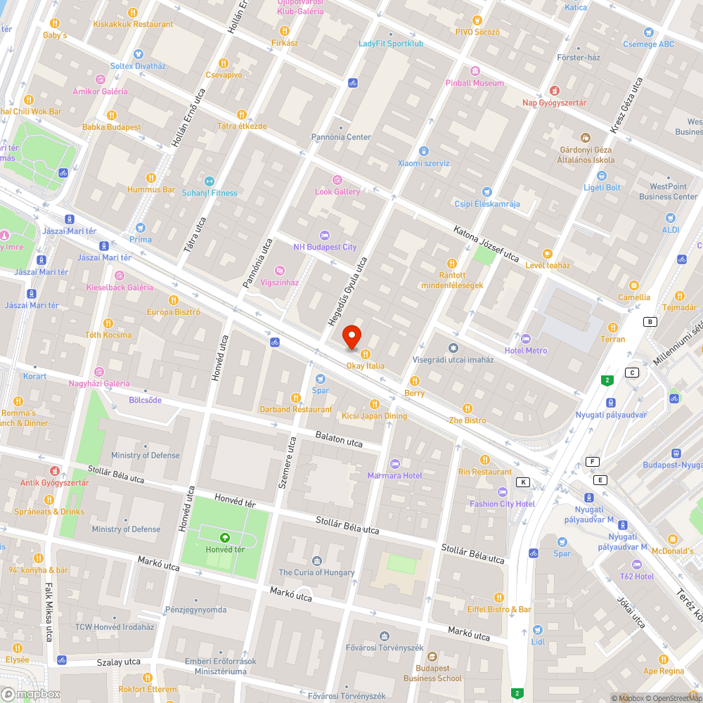 Egy balesetveszélyes aknafedél bejelentés helye