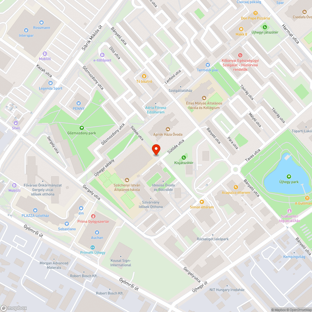 Egy megrongált kukatároló kapú bejelentés helye