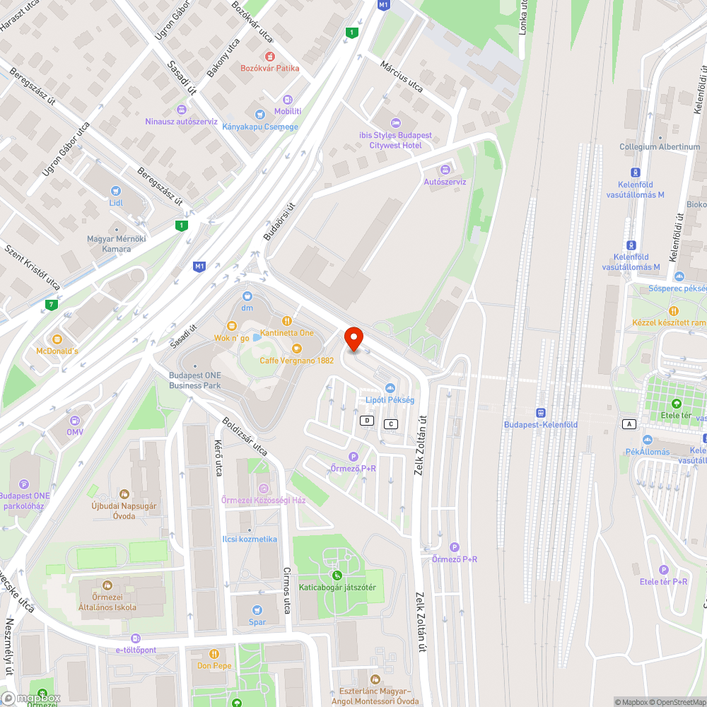 Ismét parkolás a járdán bejelentés helye