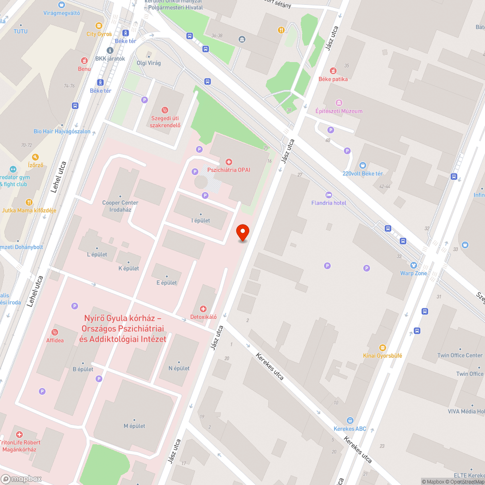 fekete szemetes zsàkok gyűlnek a fa körül bejelentés helye