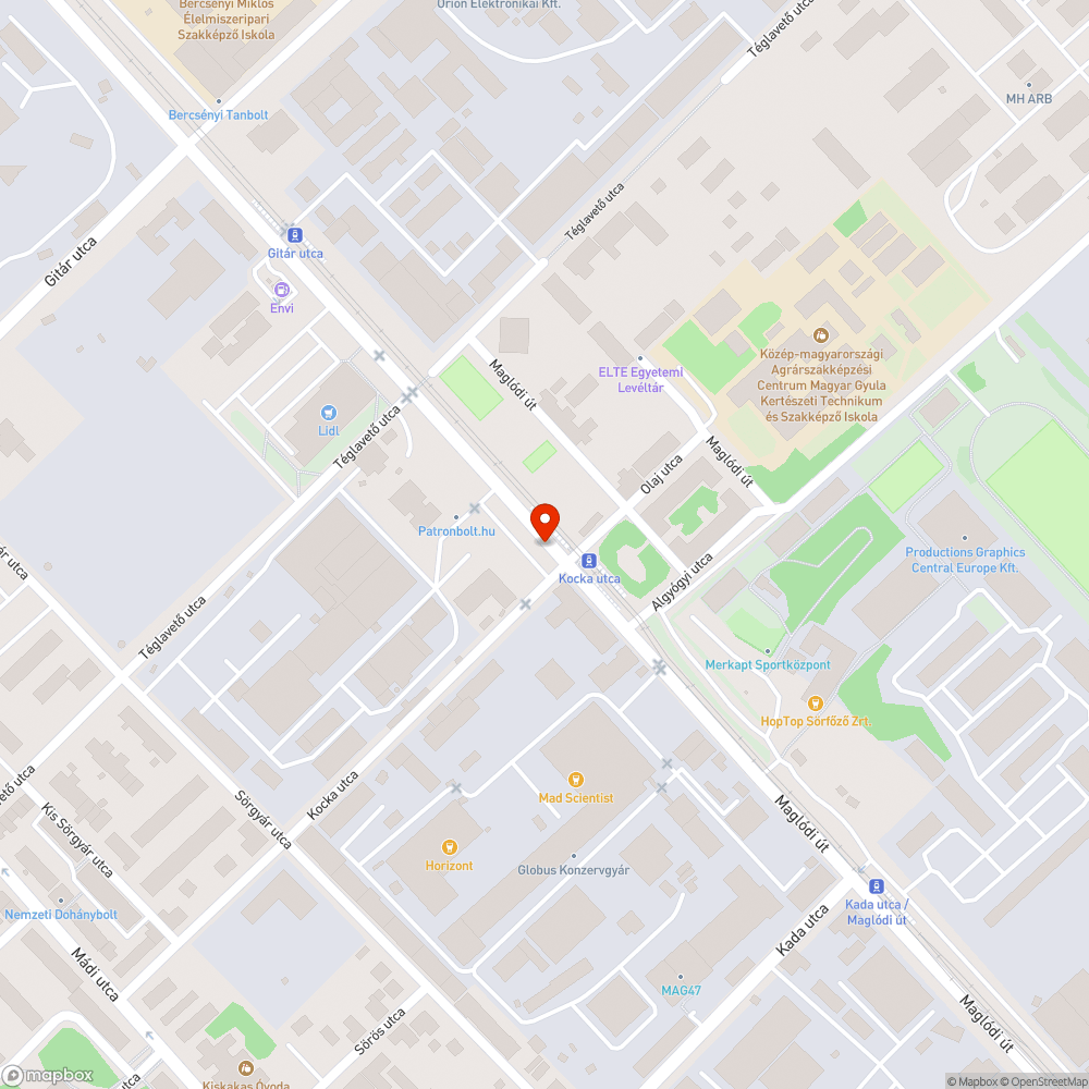 Egy nagyon megkopott pad bejelentés helye