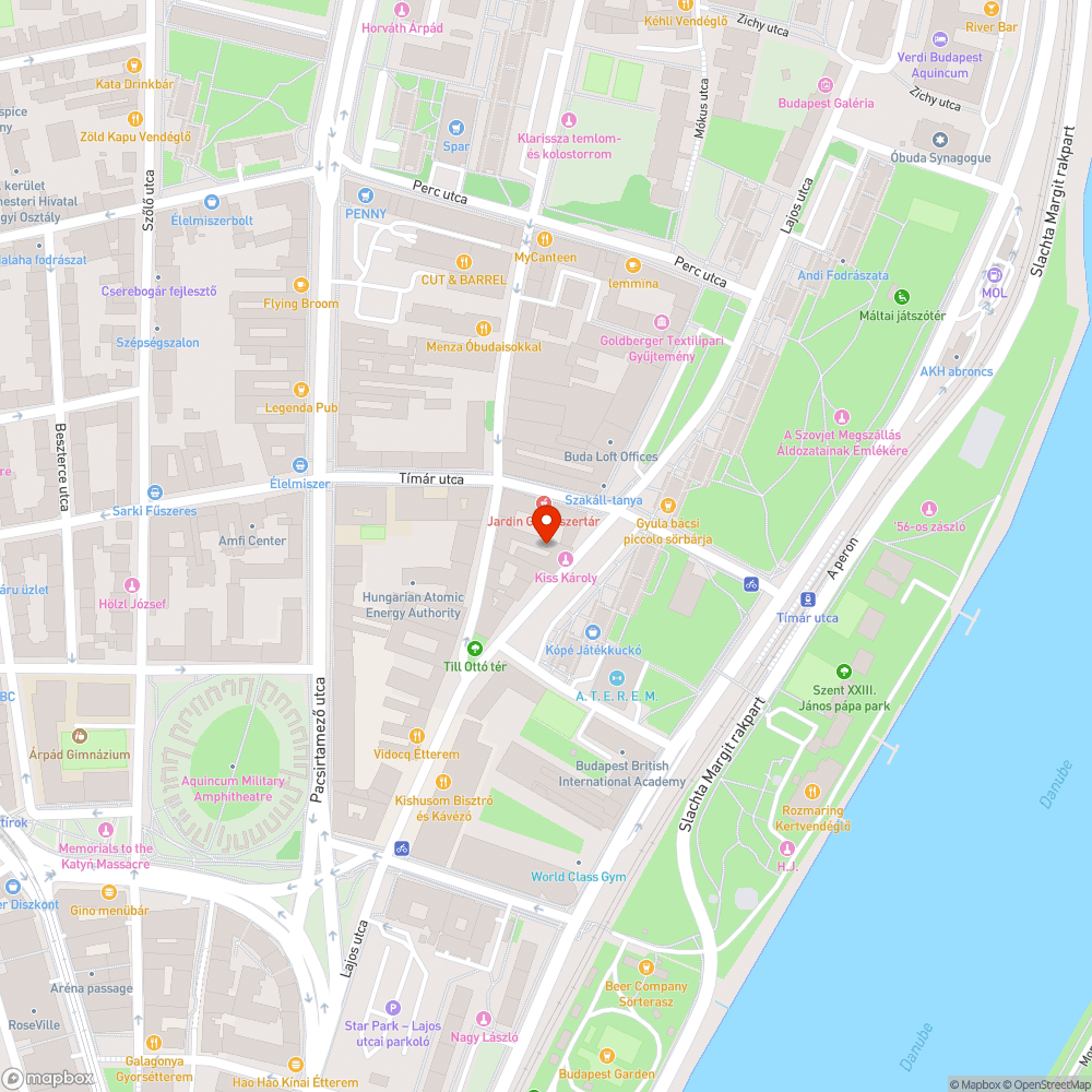 Lyuk a jardaszegély mellett bejelentés helye