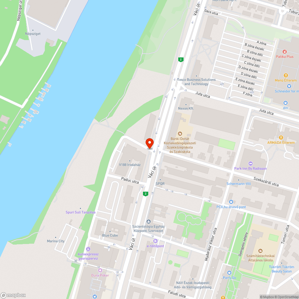 Elavult, rossz állapotú hirdetőtábla bejelentés helye