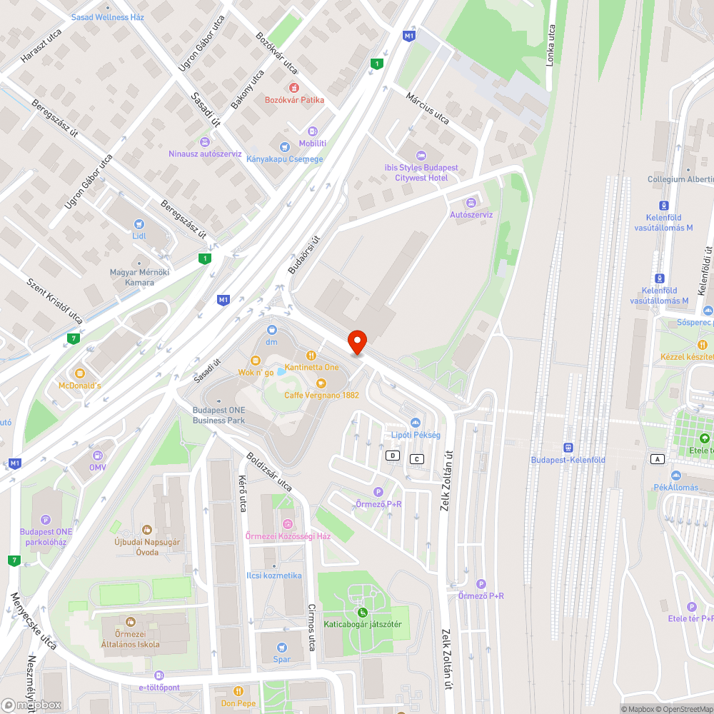 Motor és roller parkolása a zebránál bejelentés helye