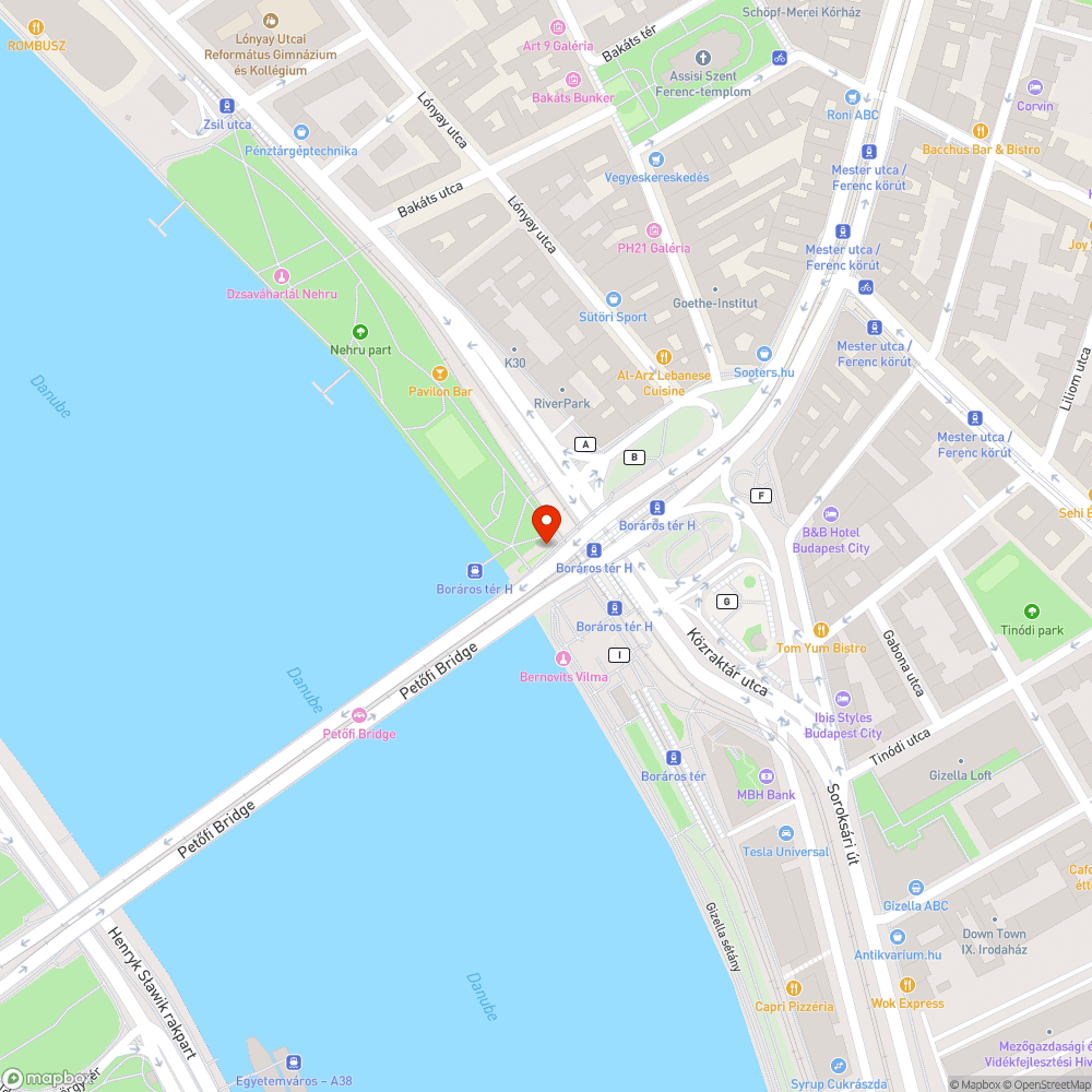 Összefirkált Boráros tér hajóállomás bejelentés helye