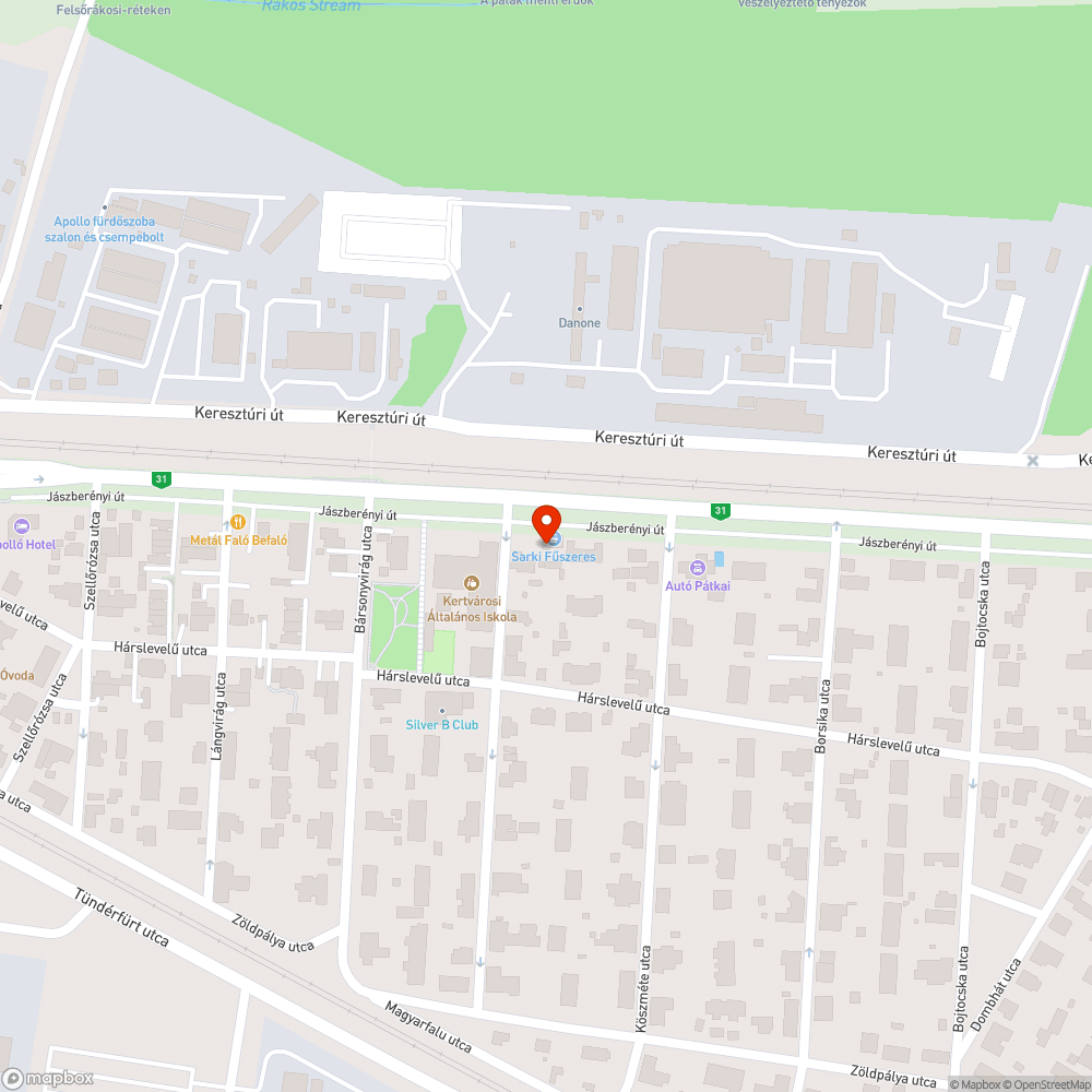 Rossz vízelvezetés a frissen aszfaltozott járdán bejelentés helye