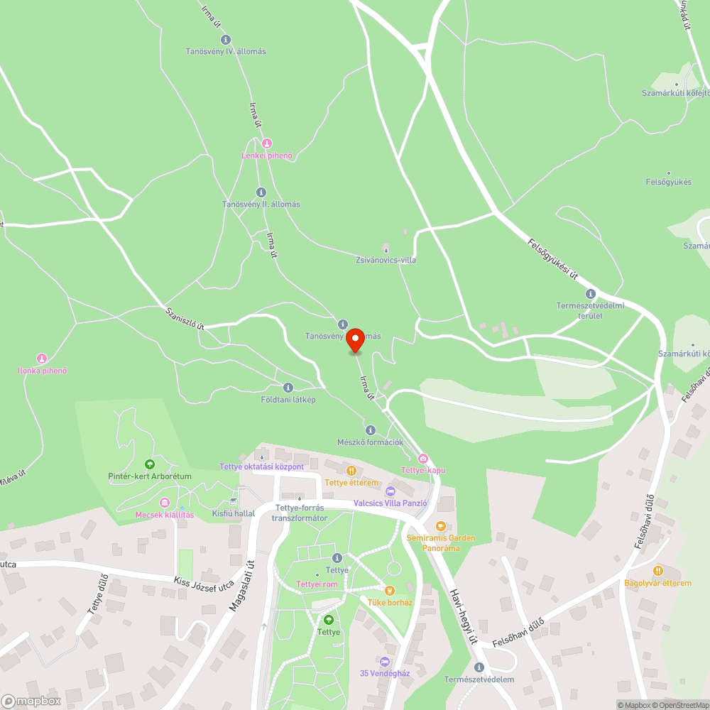 Városközeli erdei útvonalon leszakadt dekornád miatt kilátszó betonvas bejelentés helye