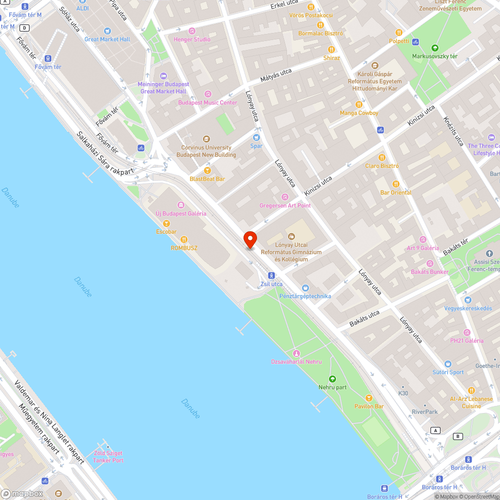 Megrongált, kidőlt, hiányos kőszegélyek a Közraktár utcában. bejelentés helye