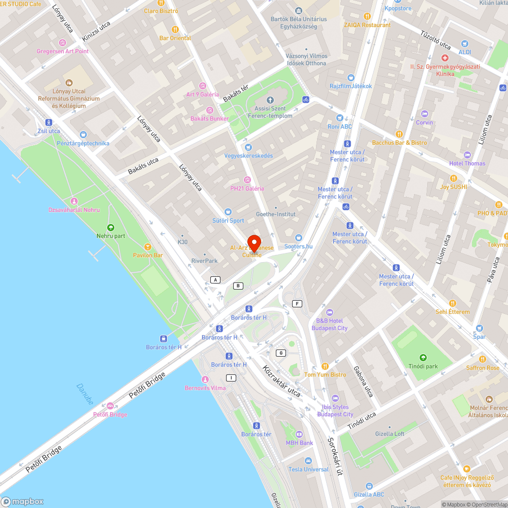 Két kuka egymástól fél méterre bejelentés helye