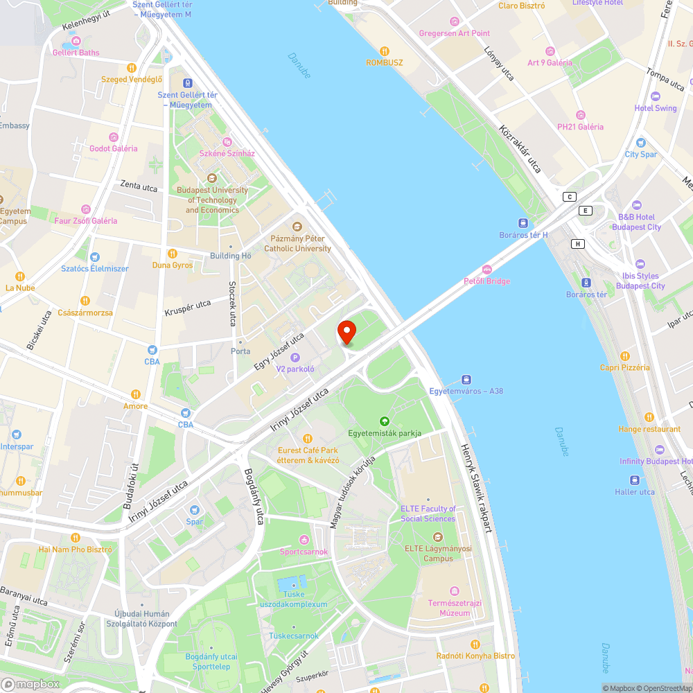 busz megállói lépcső burkolata széthordva, a lépcső építménye rozoga bejelentés helye