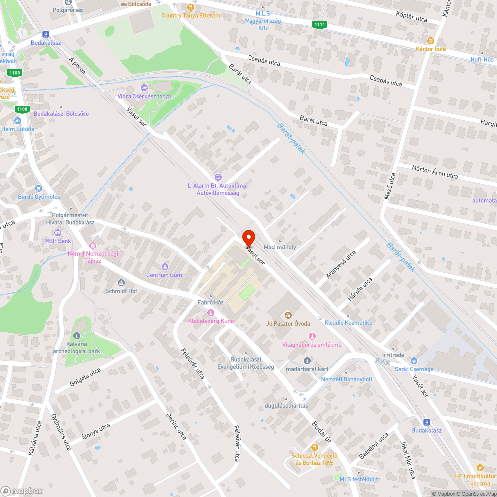 Vasútsor 1-nél nem látszik  KRESZ tábla bejelentés helye