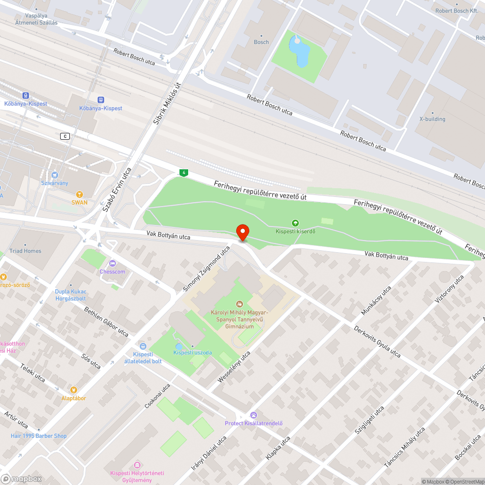 Szemeteszsákok kupaca a Kút-tó erdő mellett - Simonyi Zs. utca torkolatánál bejelentés helye