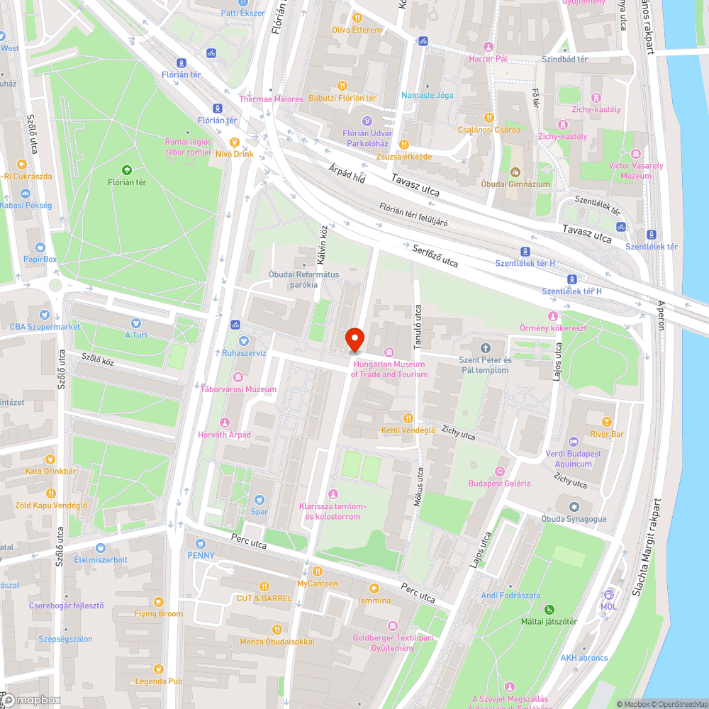 Óbudán a III., Korona tér 1. (múzeum) előtt beszakadt úttest bejelentés helye