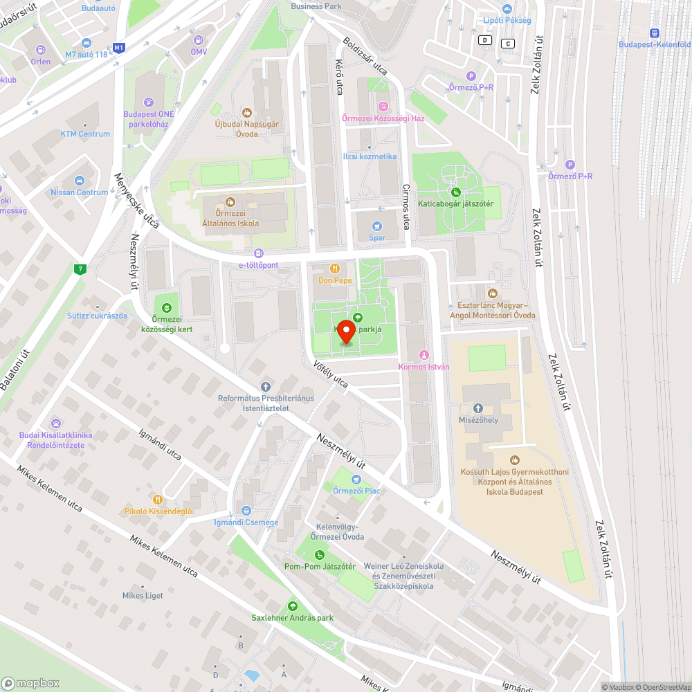 Vízben áll a megsüllyedt járda bejelentés helye