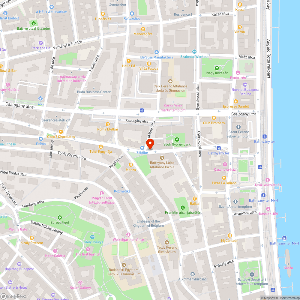 Sérült, elfordult figyelmeztető lámpa bejelentés helye