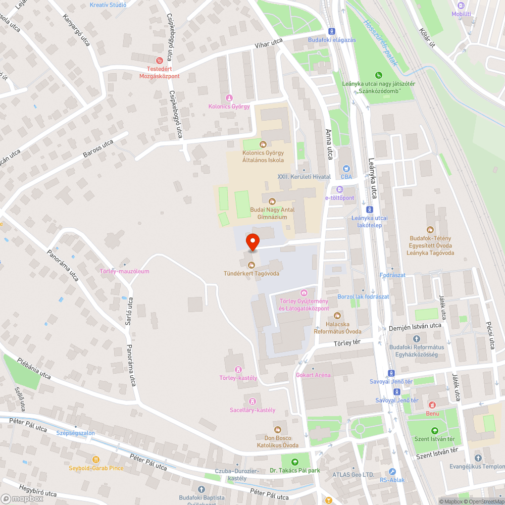 Hiányos, repedt fedlap bejelentés helye