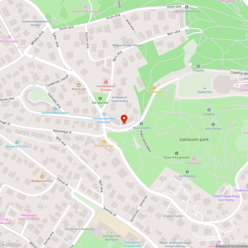 Fák körüli törött szegély bejelentés helye