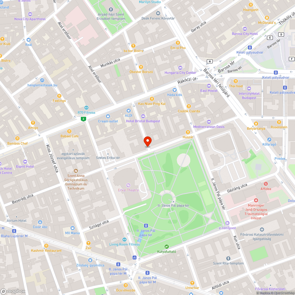 Kiálló laposvas a transzformátor ajtaja előtt bejelentés helye