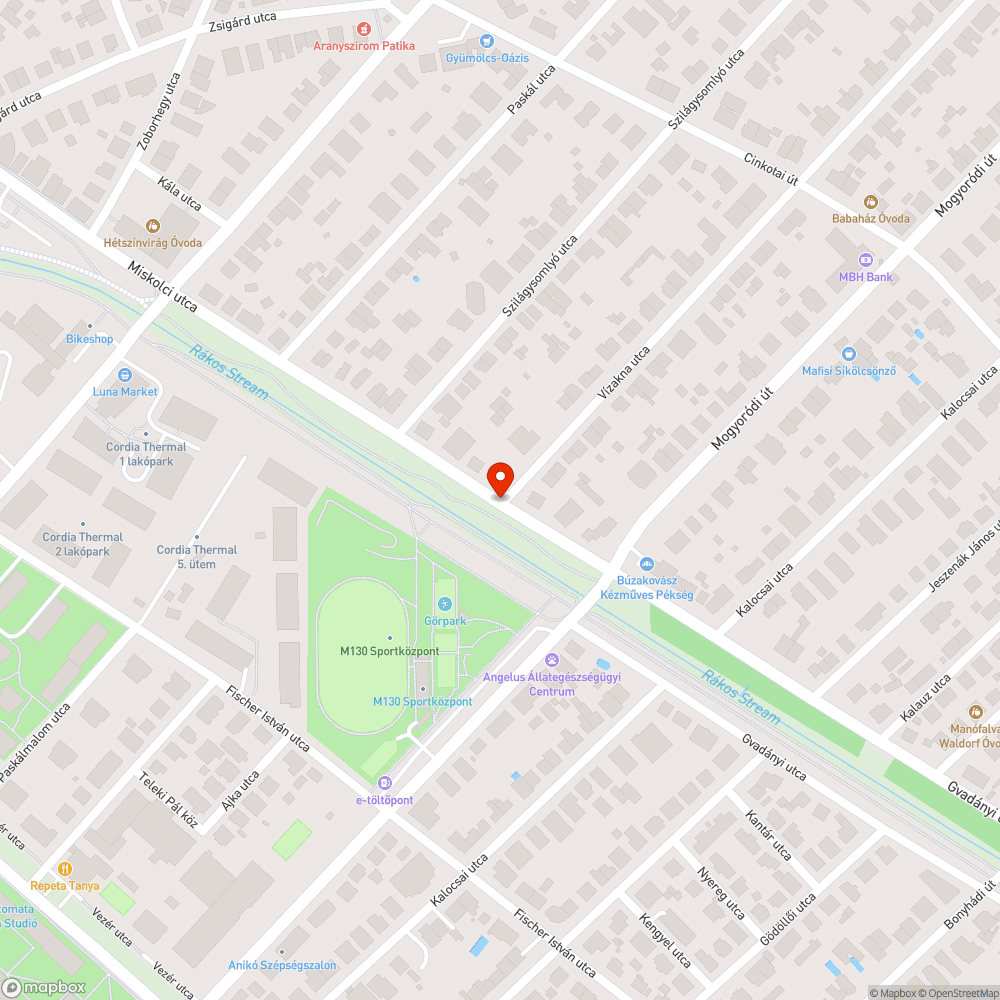 Megsüllyedt csatornafedél a Miskolci utcában bejelentés helye