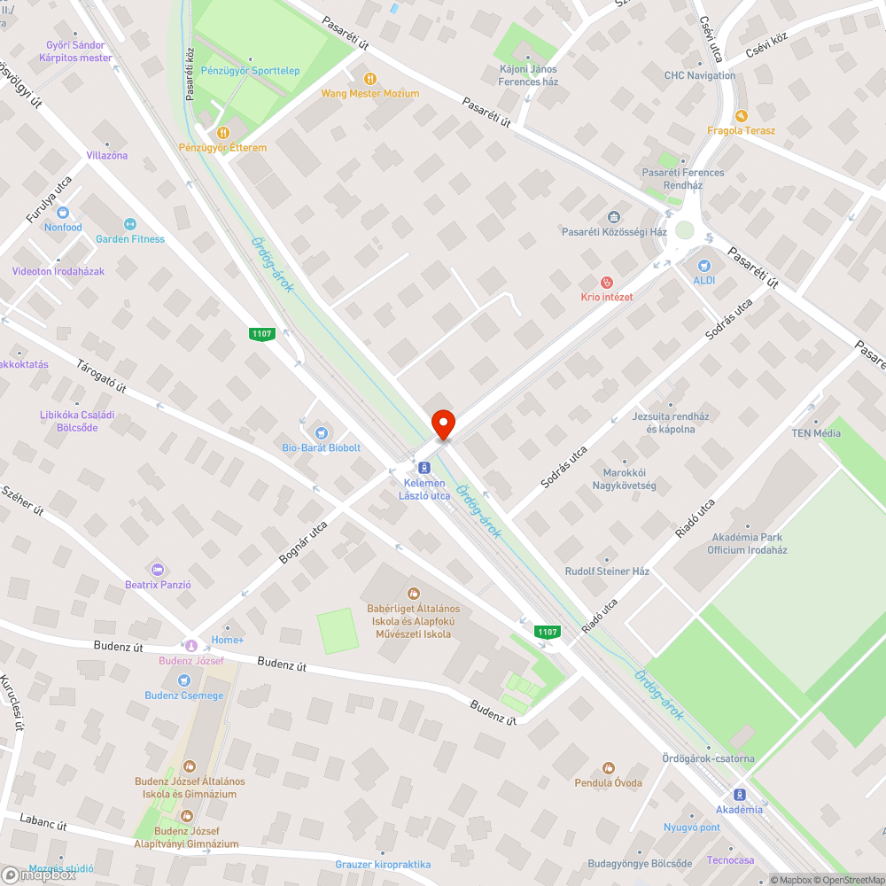 Közlekedési zebra lámpa el van fordulva, törve bejelentés helye