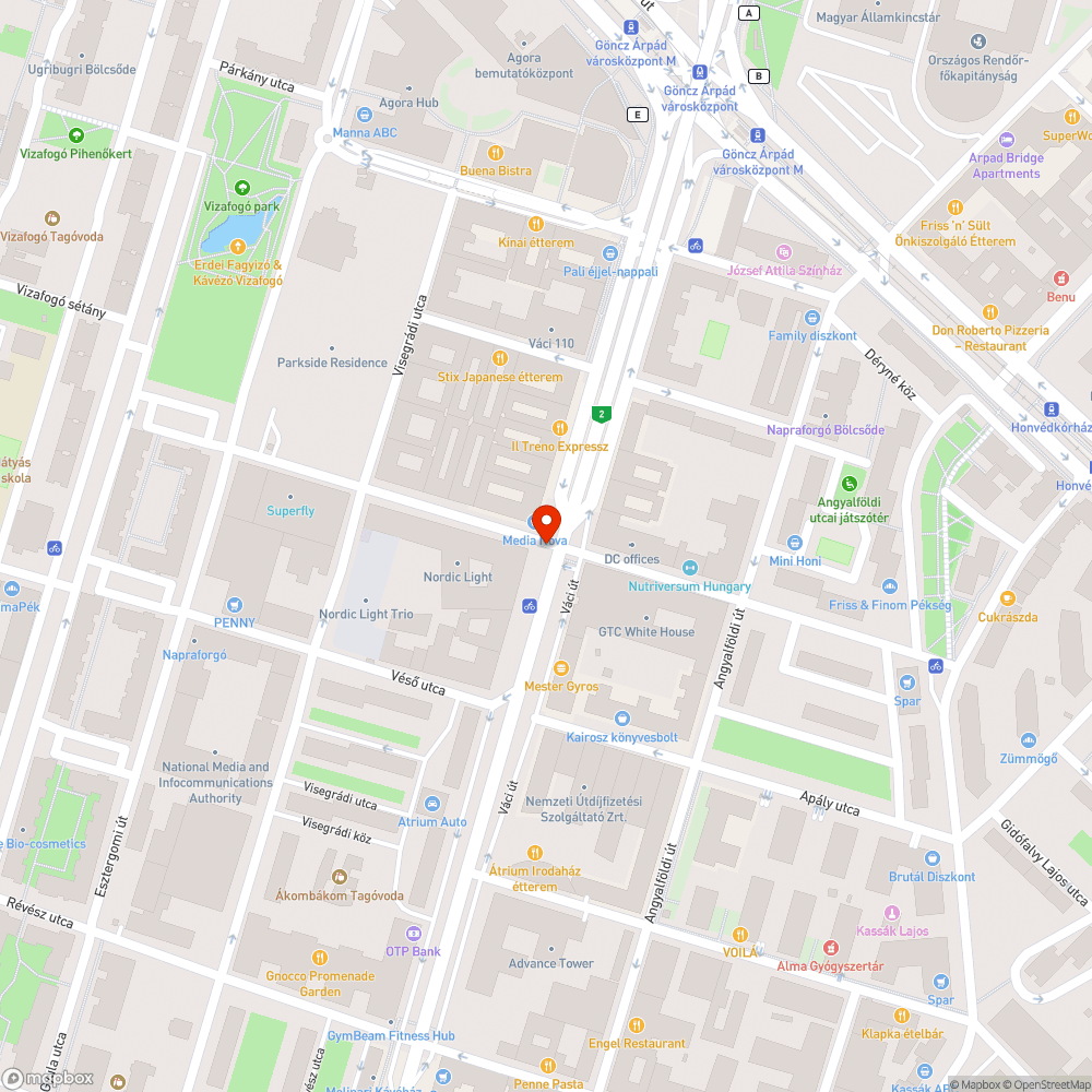 Irodaház üvegablaka szilánkosan be van törve bejelentés helye