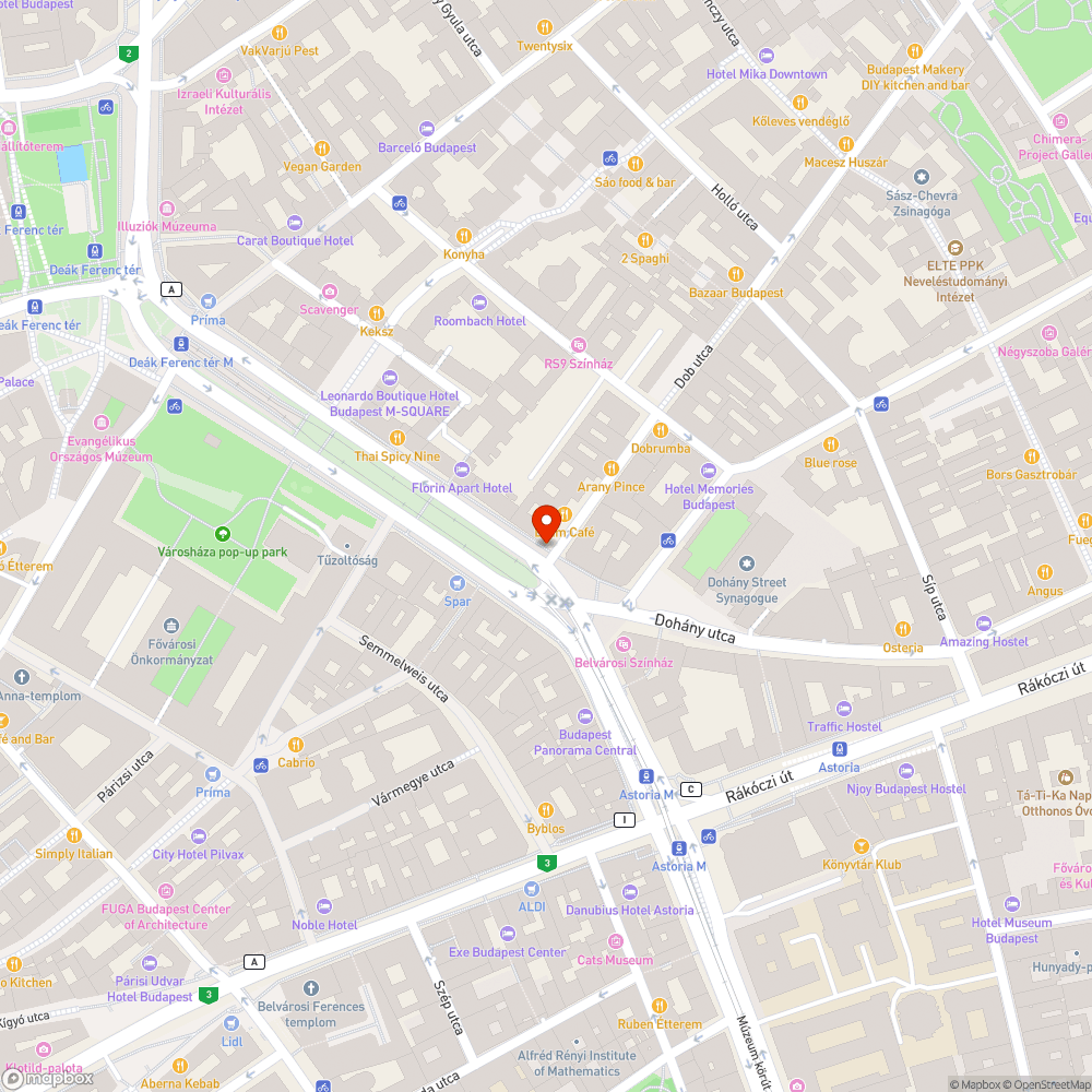 Fájóan hiányzó parkolásgátló oszlopok bejelentés helye